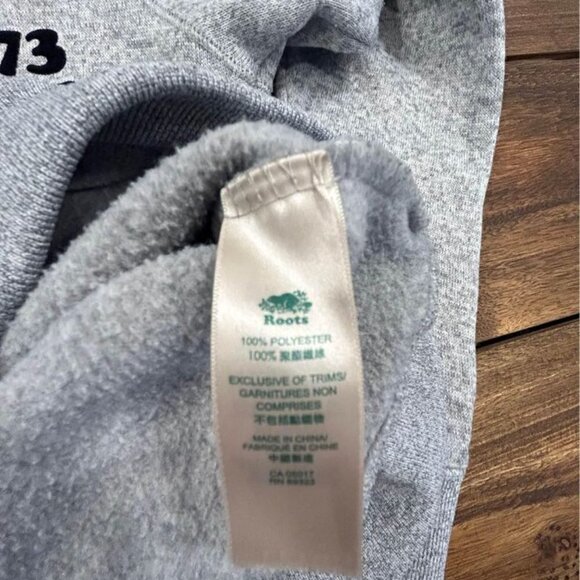 ROOTS gray hoodie. Woman’s size small. New condition. Warm and cozy! - Picture 9 of 10